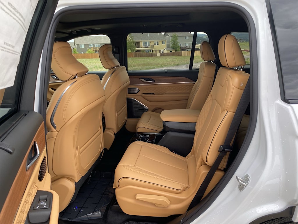 Thumbnail: 2026 Jeep Grand Cherokee L - 11