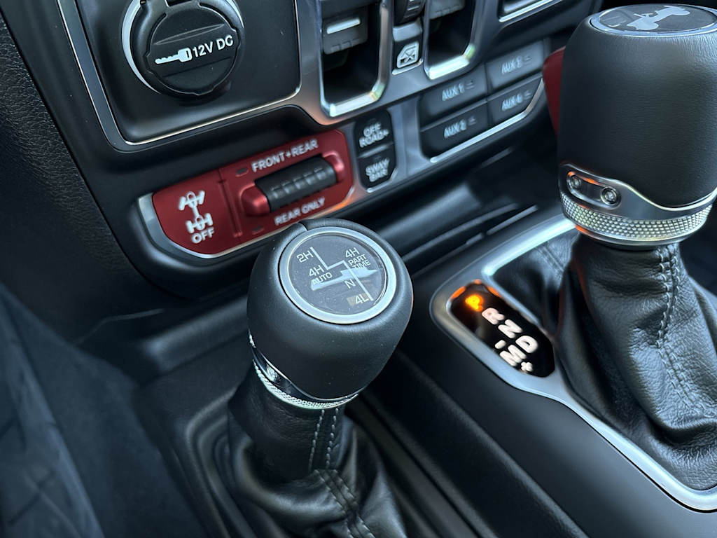 Thumbnail: 2026 Jeep Wrangler - 13