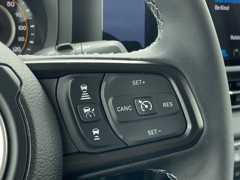 Thumbnail: 2025 Jeep Wrangler - 34