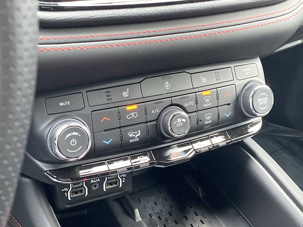2025 Dodge Durango R/T 28