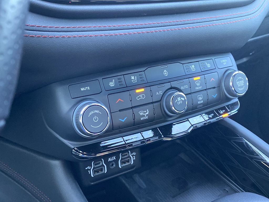 Thumbnail: 2023 Dodge Durango - 26