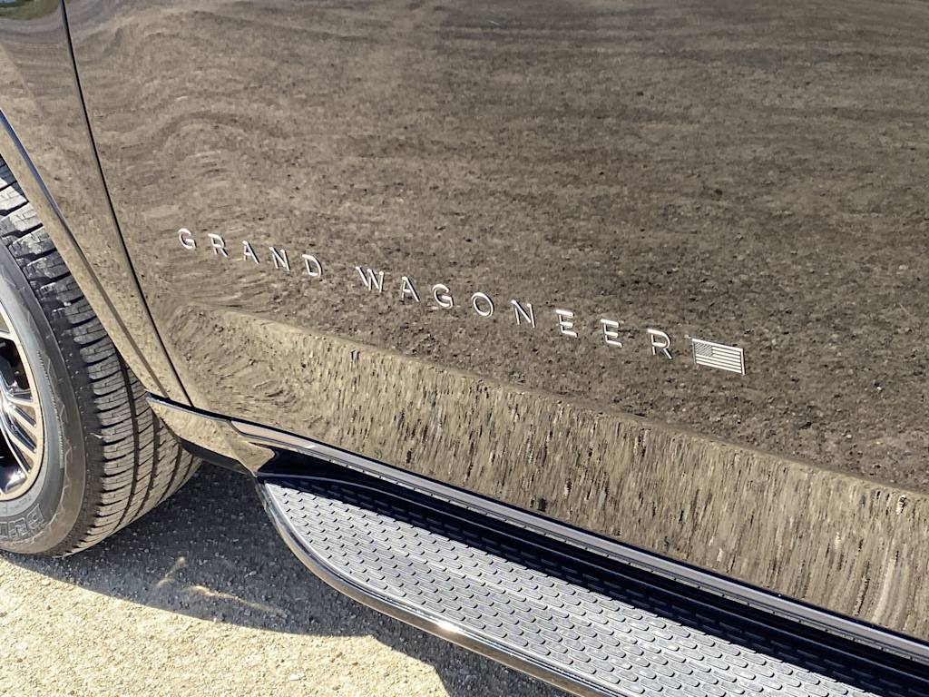 Thumbnail: 2026 Jeep Grand Wagoneer L - 7
