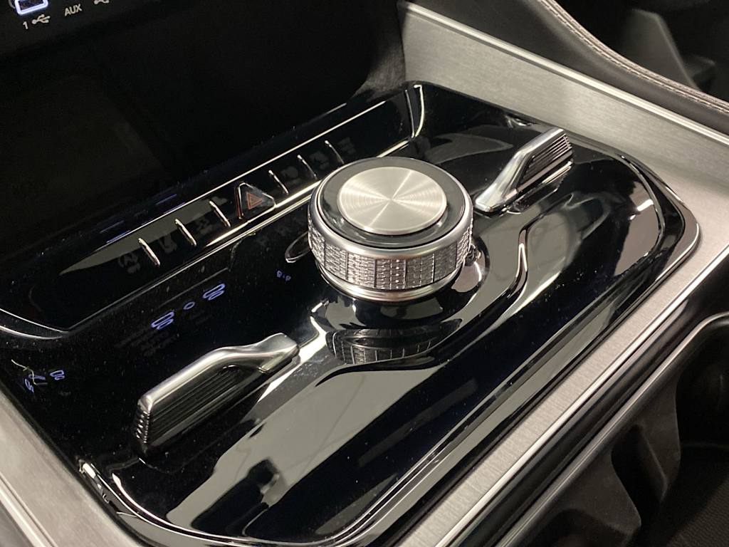 Thumbnail: 2025 Jeep Wagoneer - 14