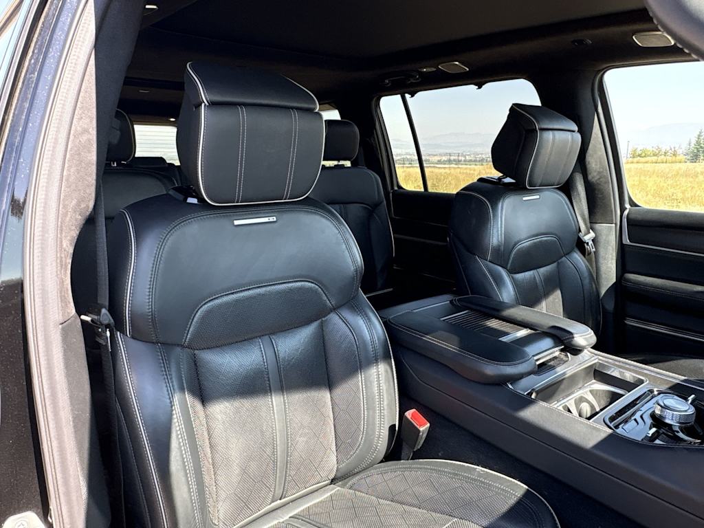Thumbnail: 2024 Jeep Grand Wagoneer L - 10
