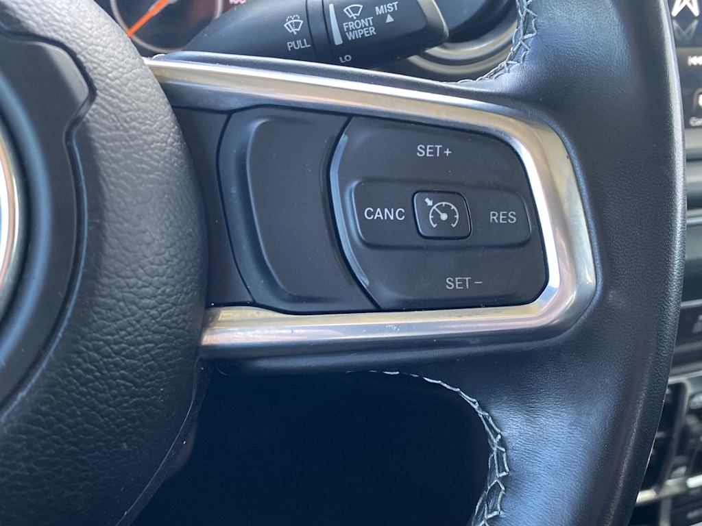 Thumbnail: 2022 Jeep Gladiator - 25