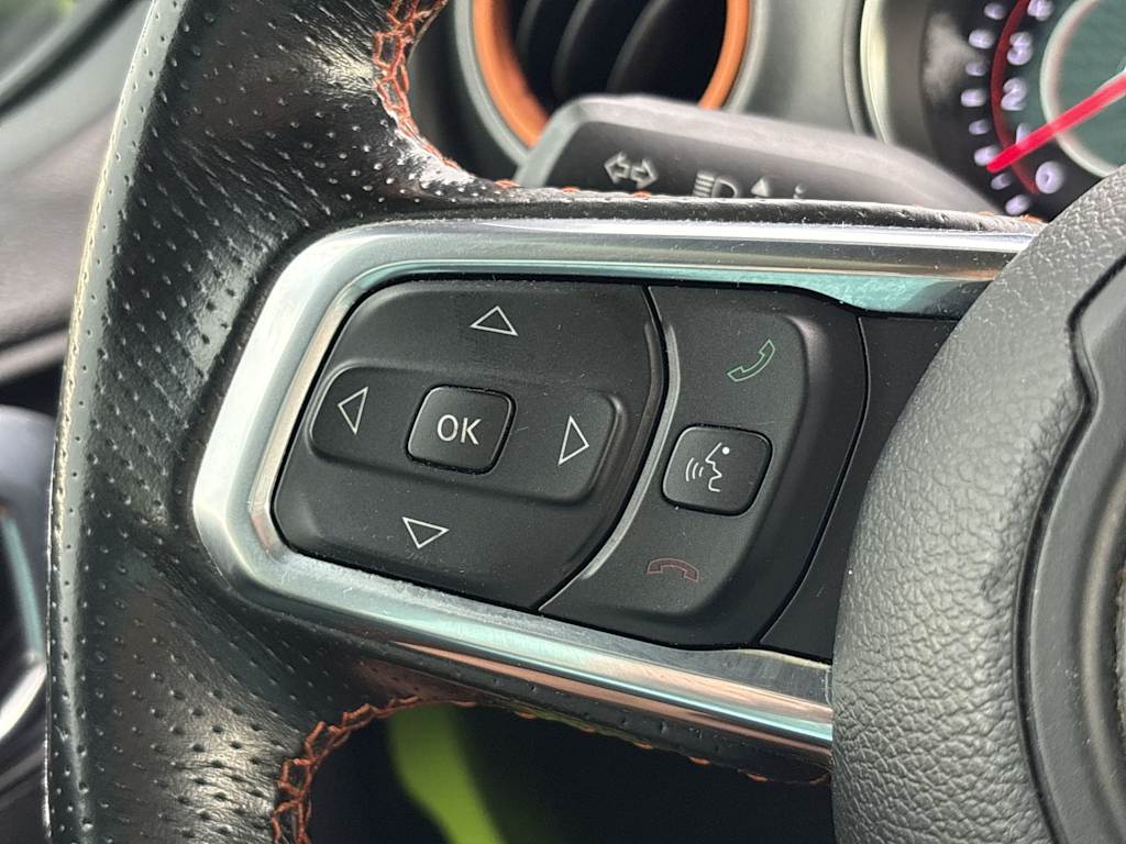 Thumbnail: 2021 Jeep Gladiator - 30