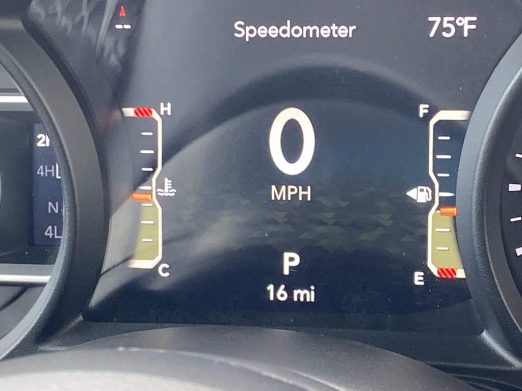 Thumbnail: 2025 Jeep Gladiator - 22