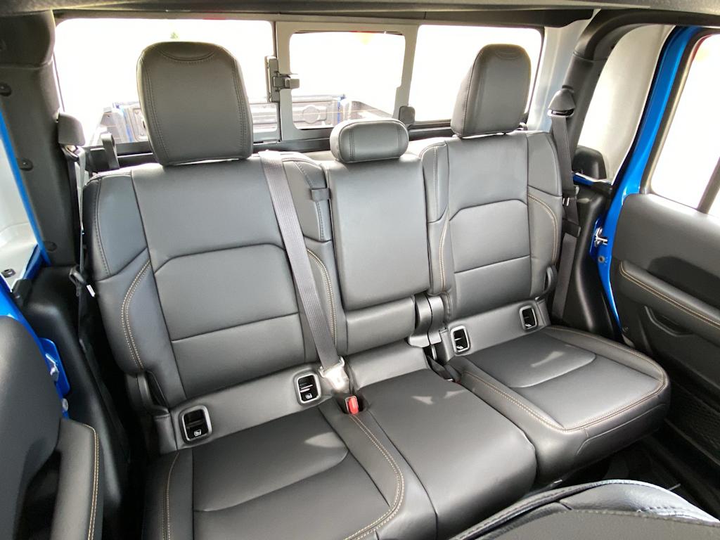 Thumbnail: 2025 Jeep Gladiator - 9