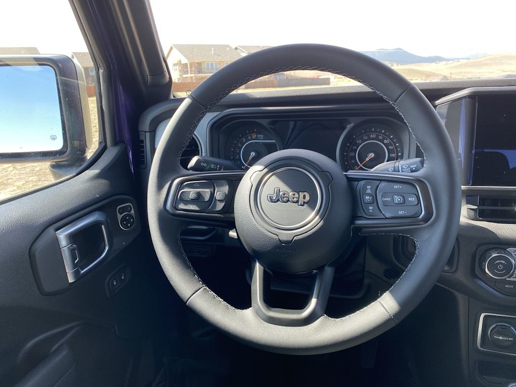 Thumbnail: 2026 Jeep Gladiator - 8