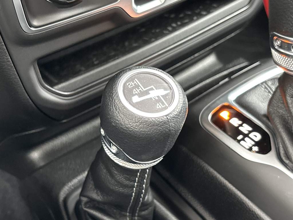 Thumbnail: 2026 Jeep Gladiator - 13