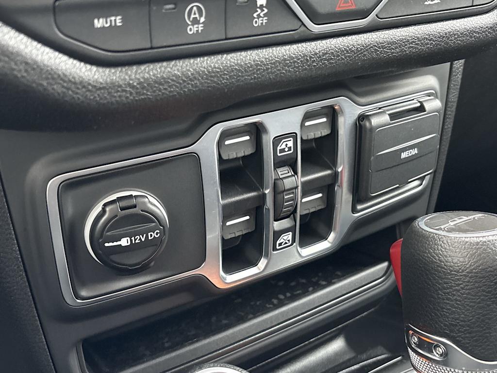 Thumbnail: 2026 Jeep Gladiator - 26