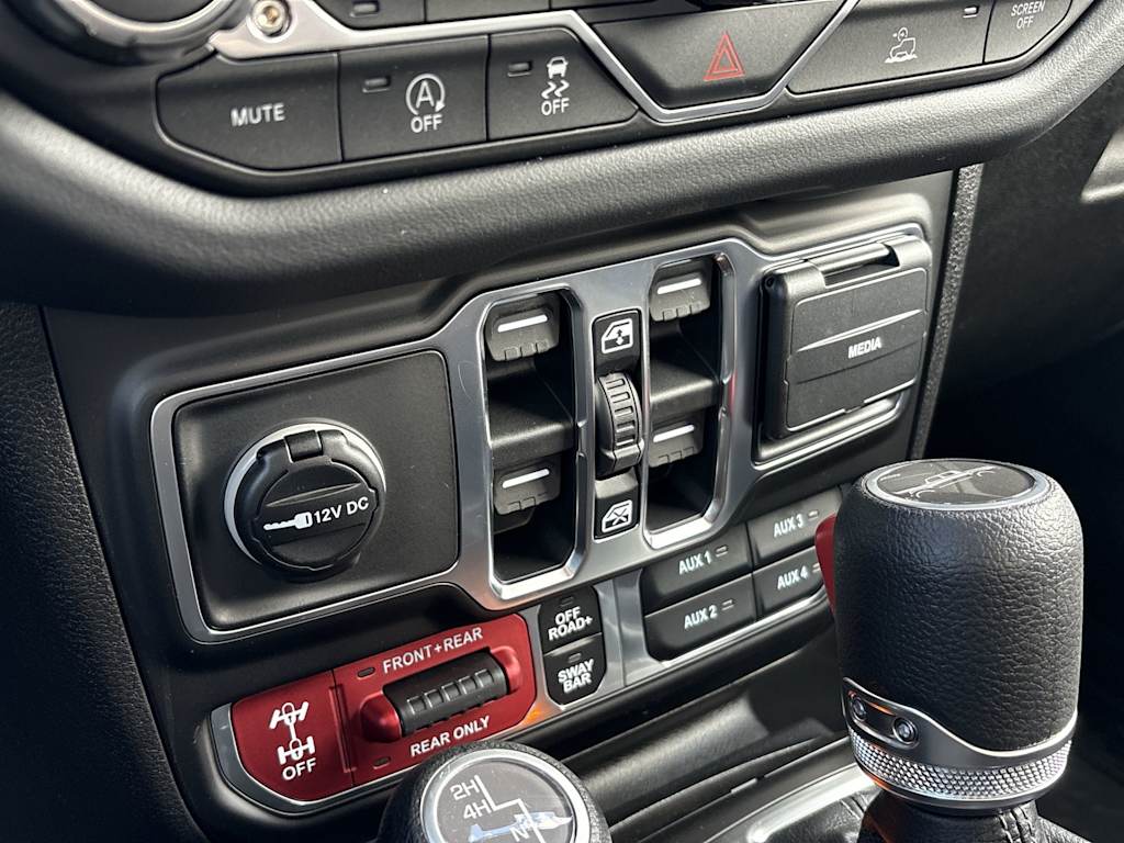 Thumbnail: 2026 Jeep Gladiator - 12
