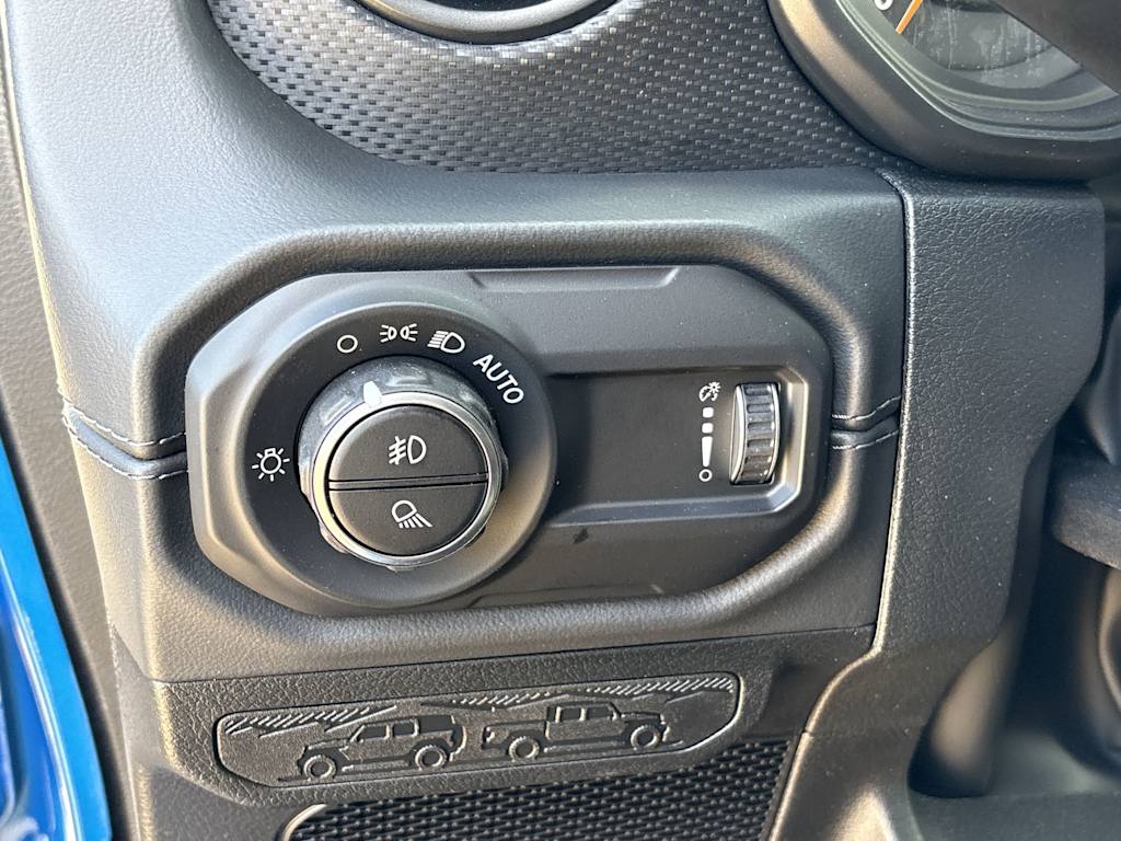 Thumbnail: 2026 Jeep Gladiator - 28