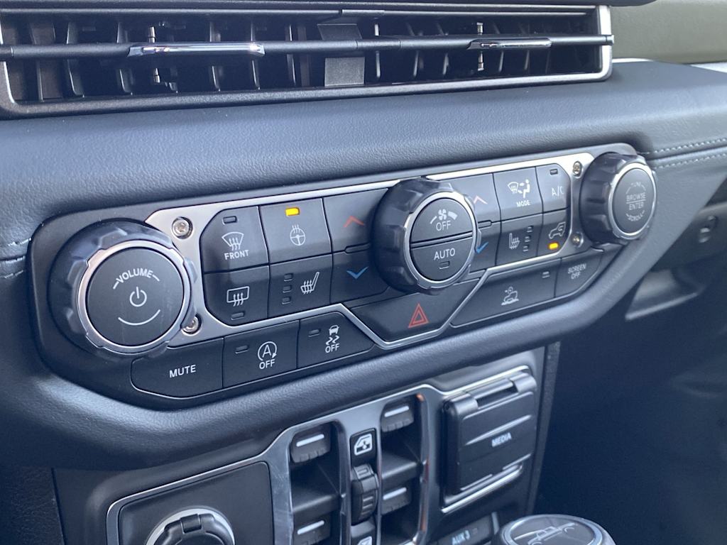 Thumbnail: 2026 Jeep Gladiator - 28
