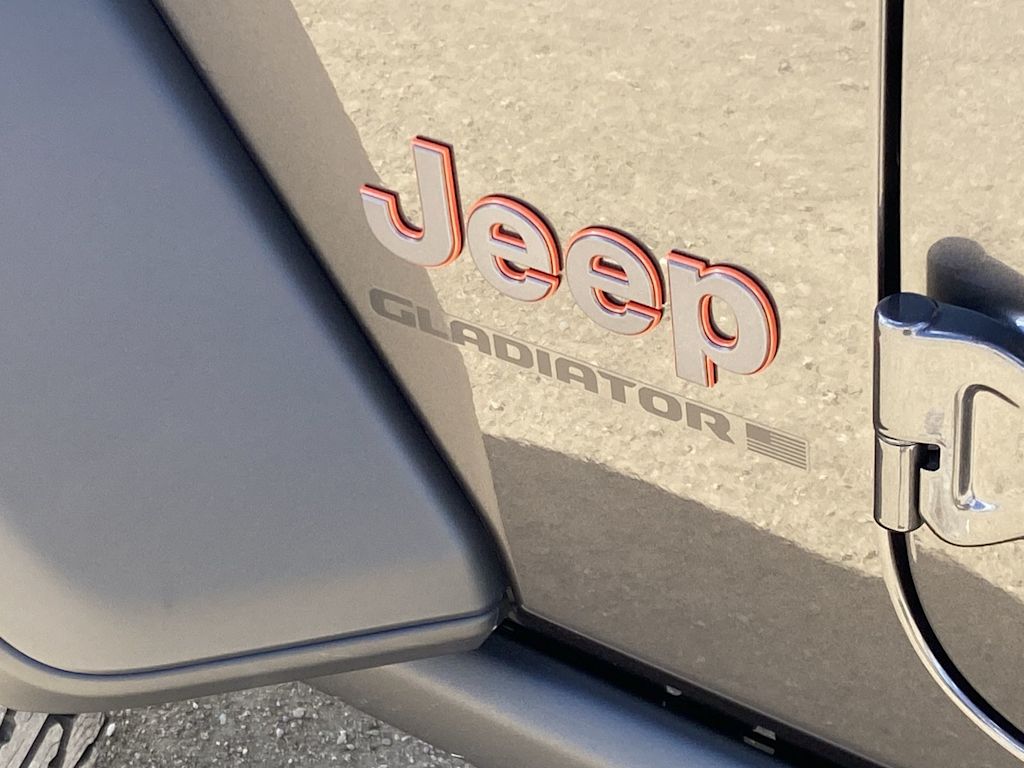 Thumbnail: 2026 Jeep Gladiator - 7