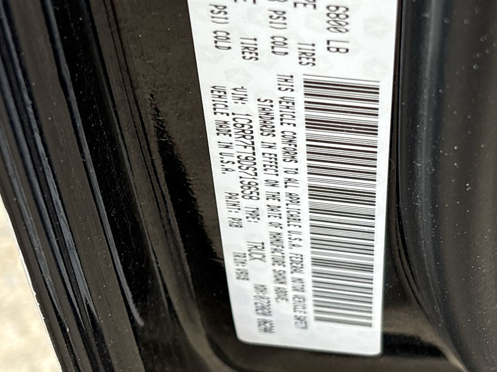 Thumbnail: 2013 RAM 1500 - 11