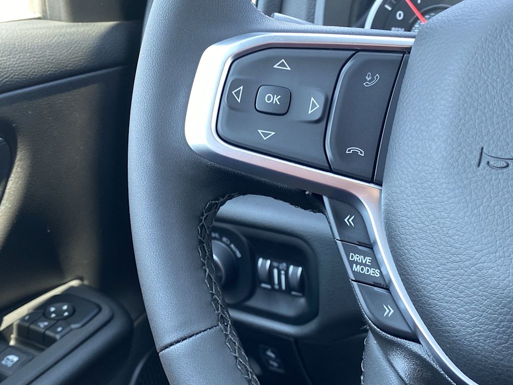 Thumbnail: 2026 RAM 1500 - 25