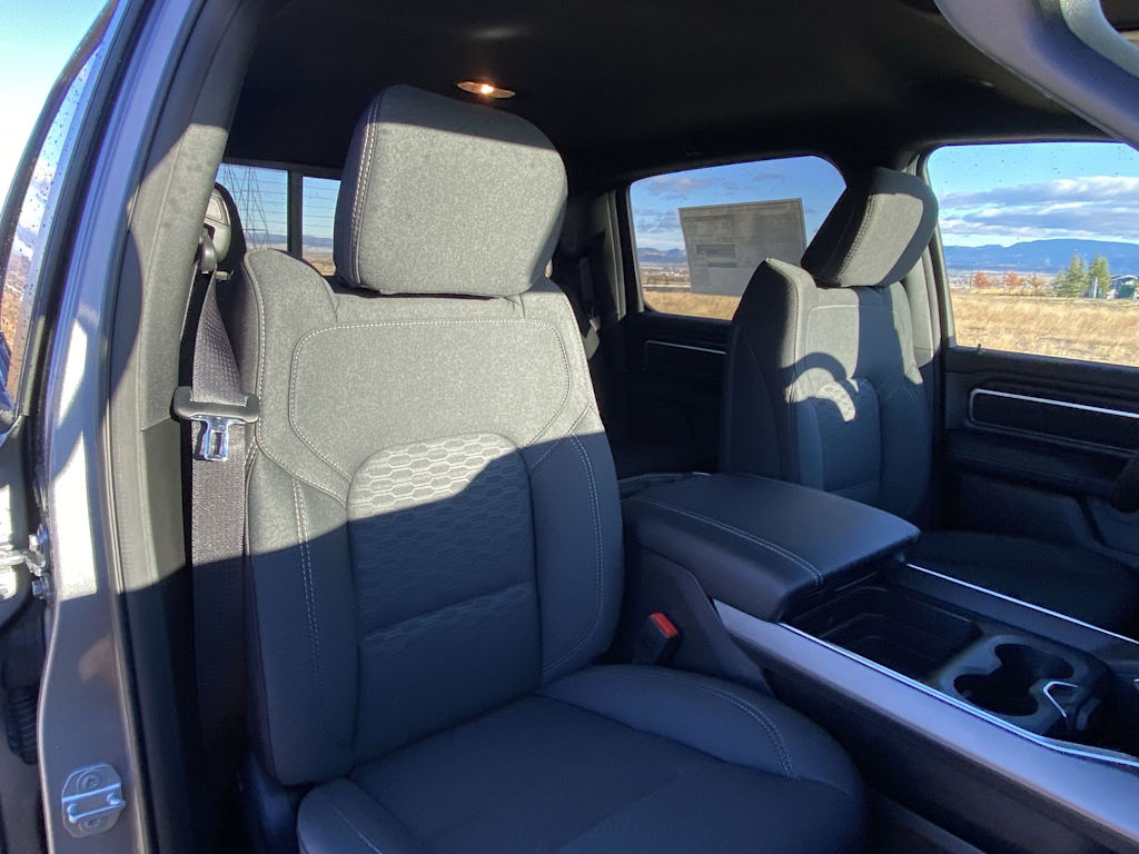 Thumbnail: 2026 RAM 1500 - 7