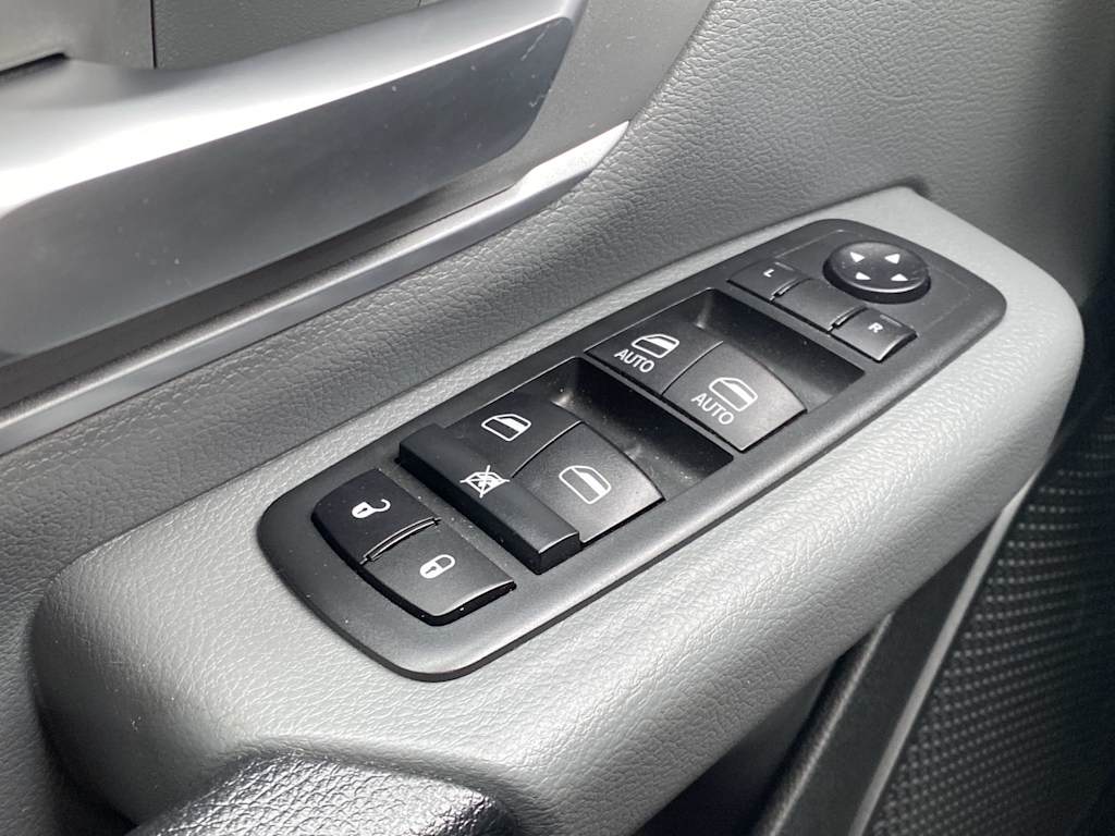 Thumbnail: 2020 RAM 1500 - 23