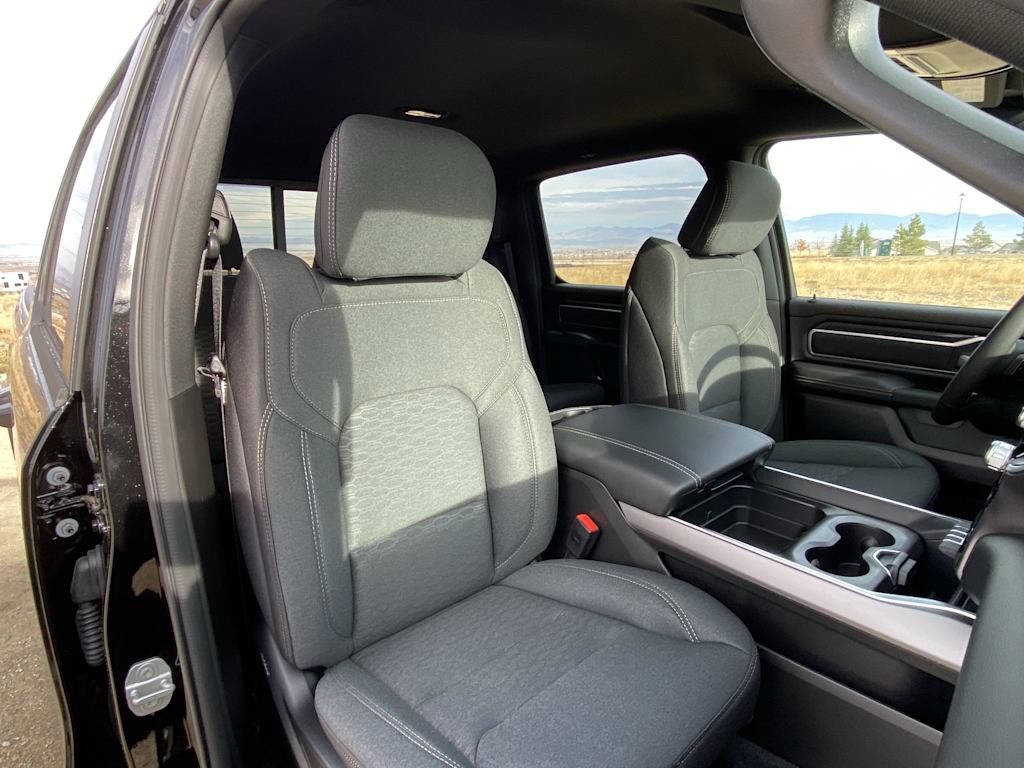 Thumbnail: 2026 RAM 1500 - 7