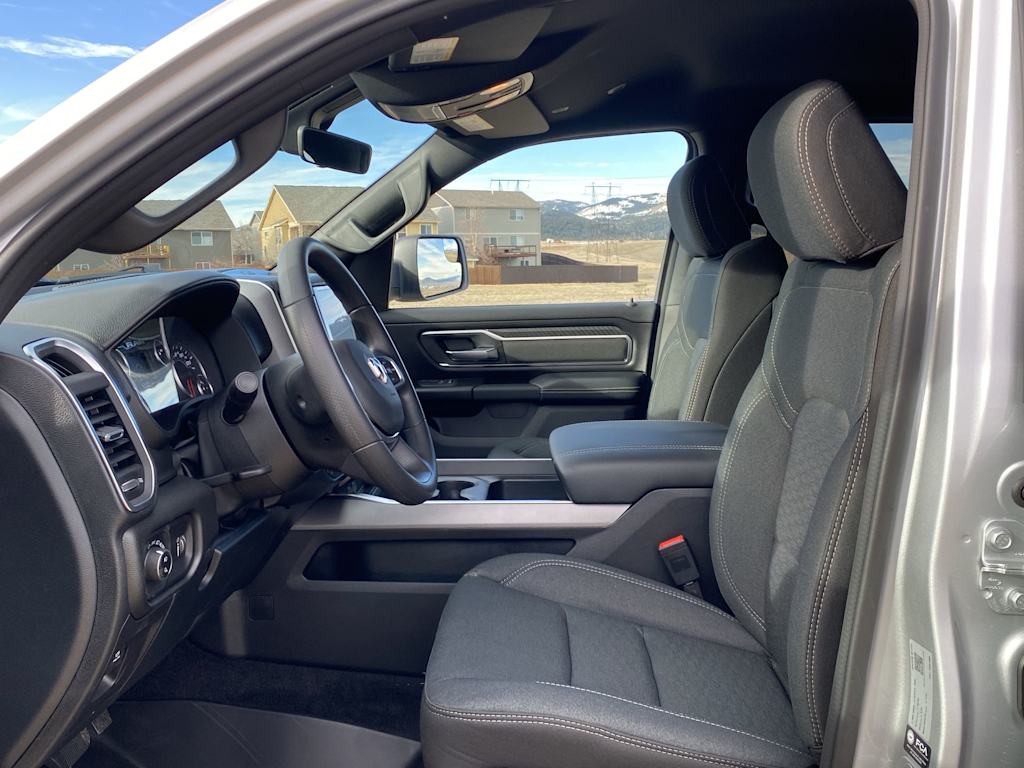 Thumbnail: 2026 RAM 1500 - 9
