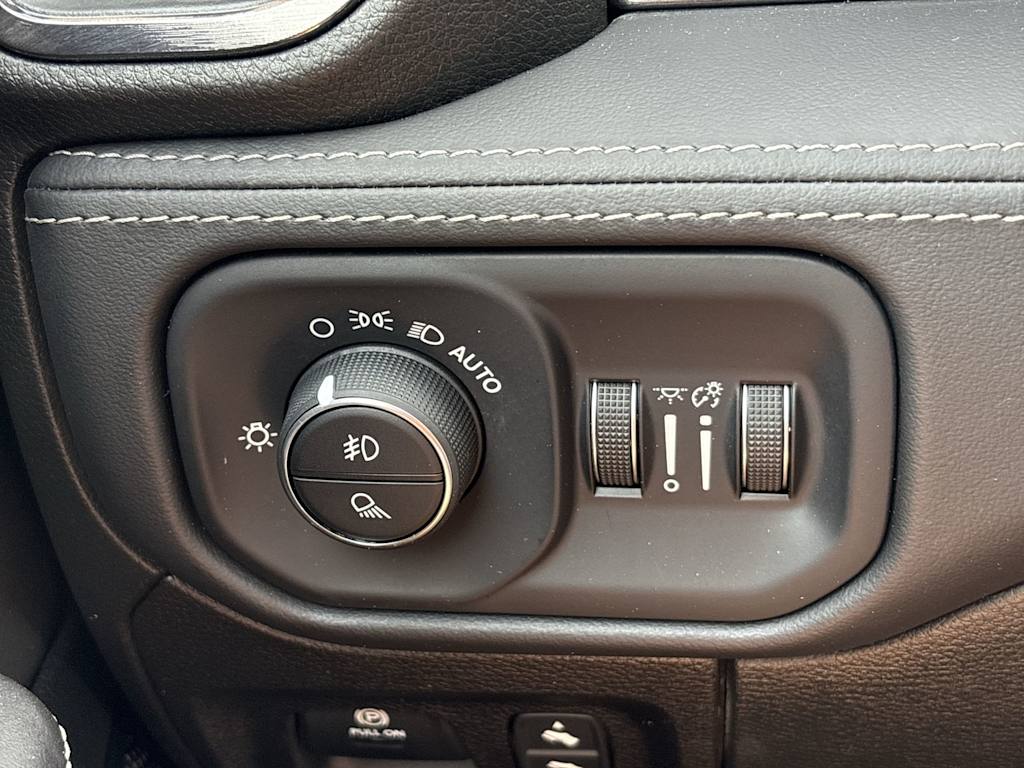 Thumbnail: 2022 RAM 1500 - 27