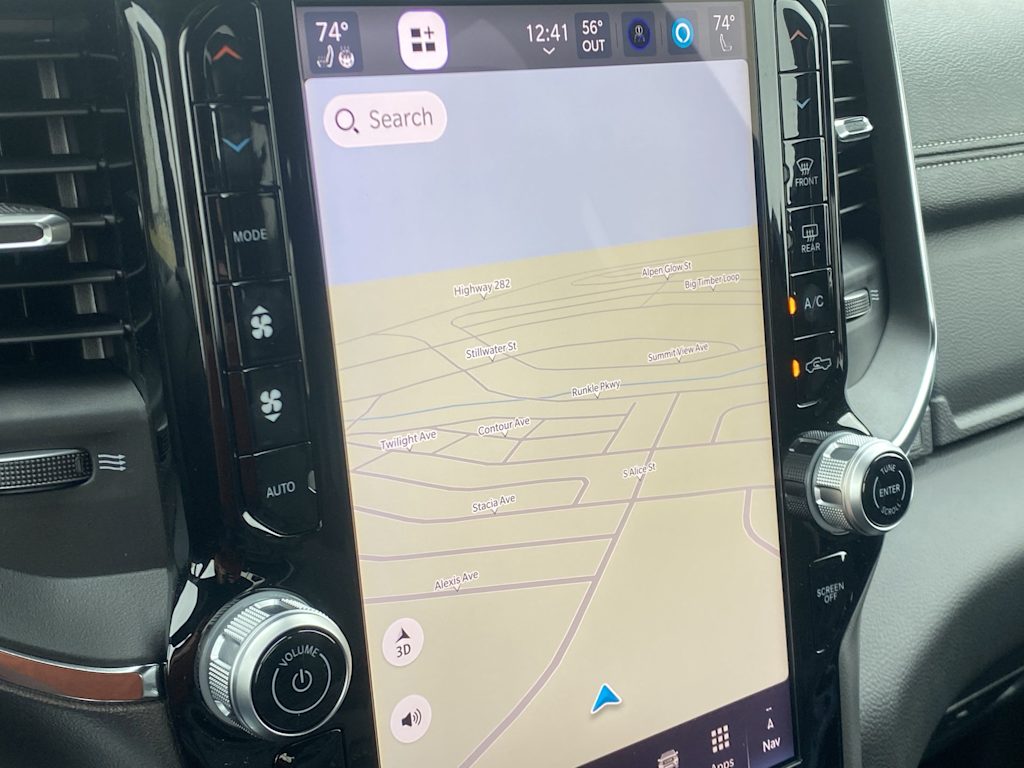 Thumbnail: 2025 RAM 1500 - 10