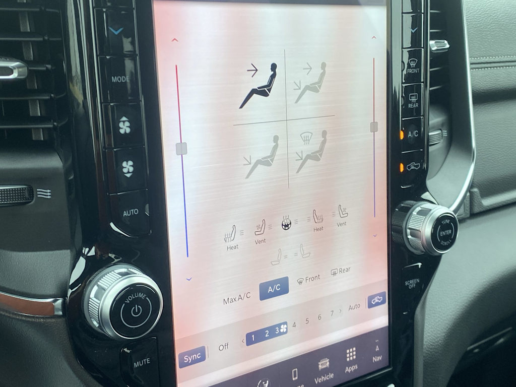 Thumbnail: 2025 RAM 1500 - 26