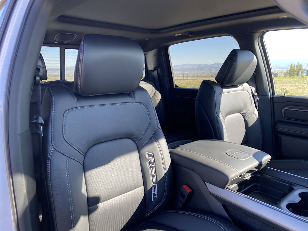 Thumbnail: 2026 RAM 1500 - 10