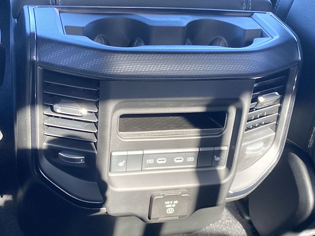 Thumbnail: 2026 RAM 1500 - 38