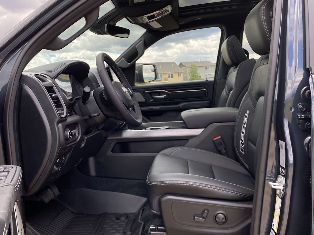 Thumbnail: 2026 RAM 1500 - 9