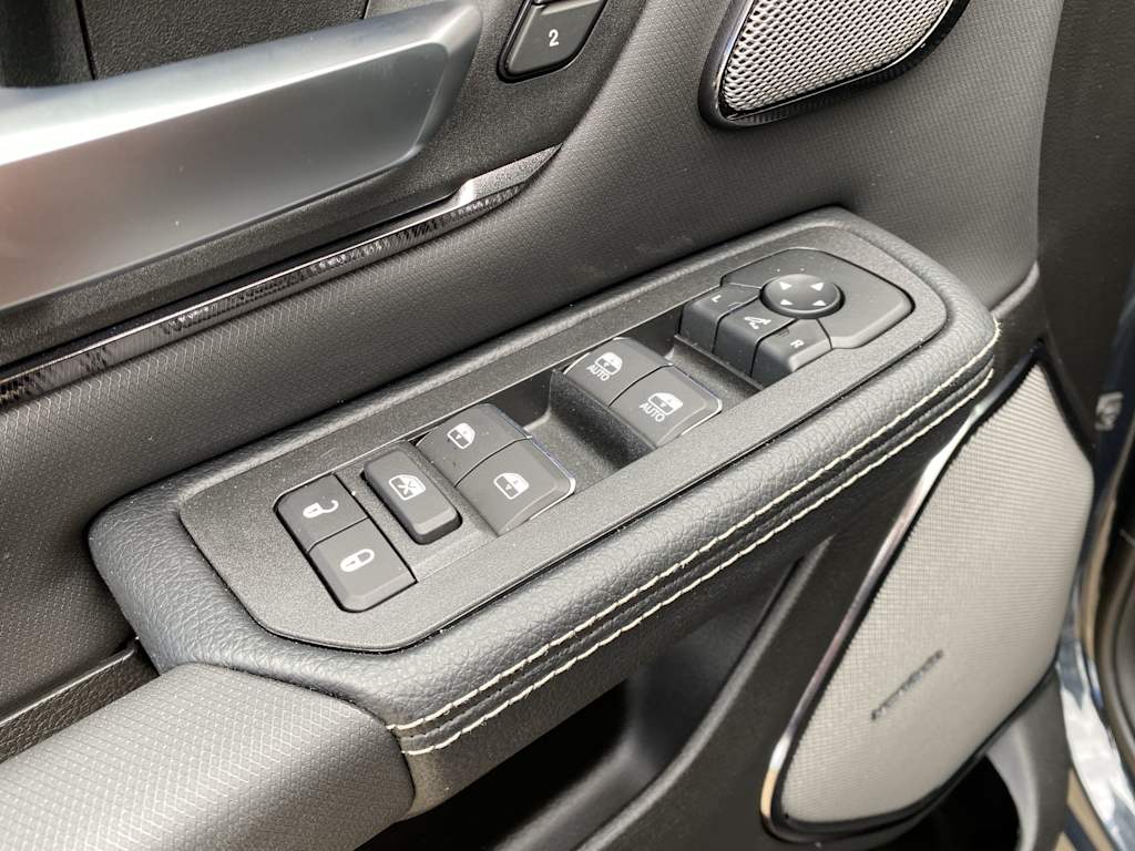 Thumbnail: 2026 RAM 1500 - 26