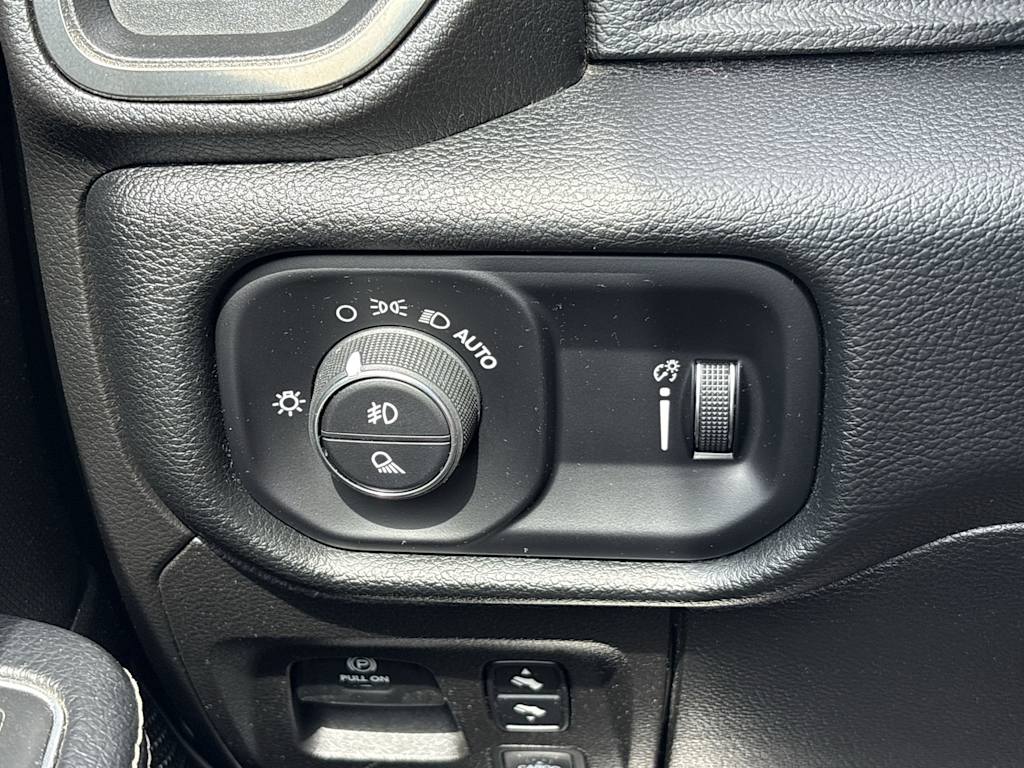 Thumbnail: 2020 RAM 1500 - 27