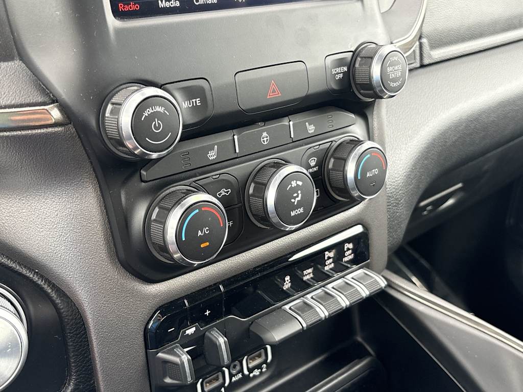 Thumbnail: 2020 RAM 1500 - 28