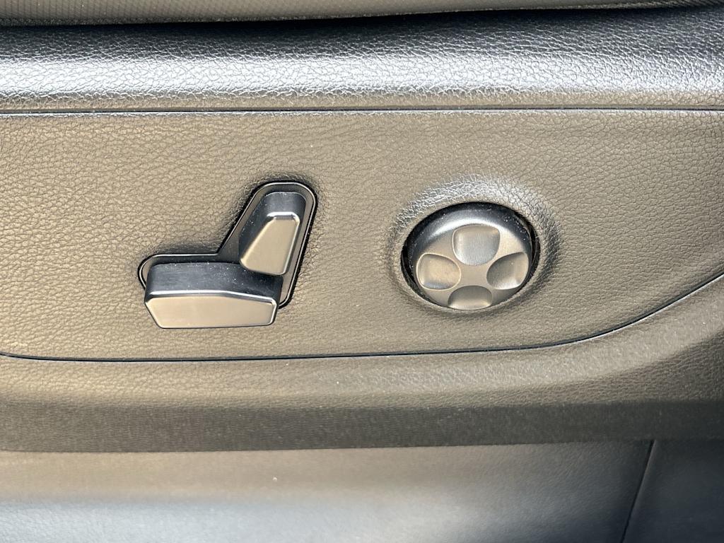 Thumbnail: 2020 RAM 1500 - 26