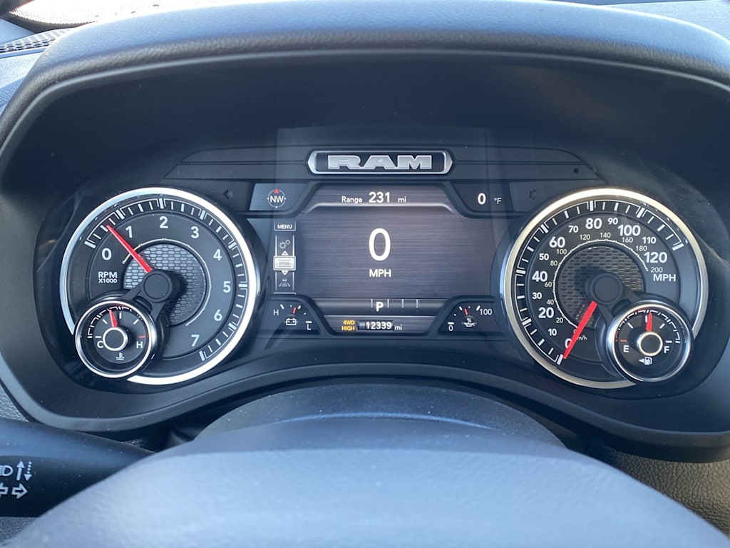 Thumbnail: 2025 RAM 1500 - 33