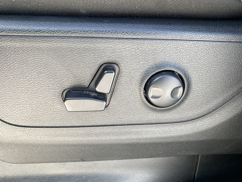 Thumbnail: 2025 RAM 1500 - 26