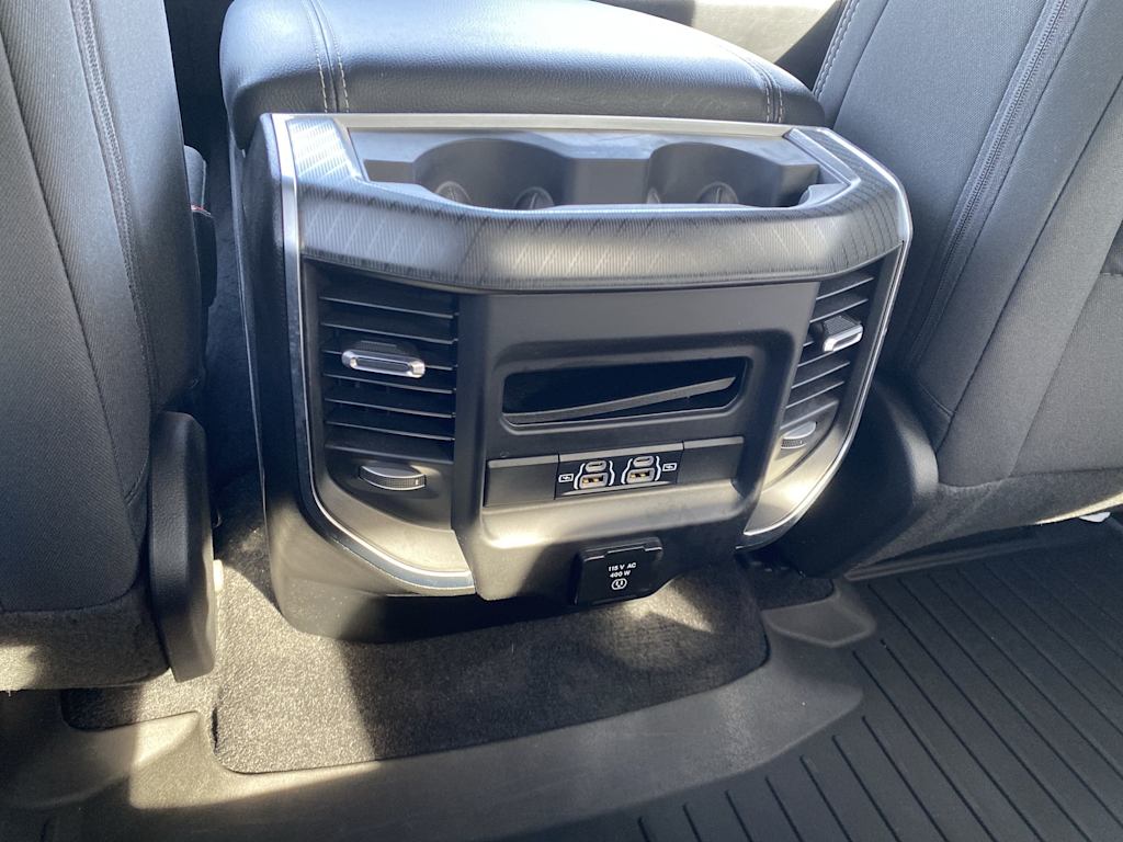 Thumbnail: 2025 RAM 1500 - 38