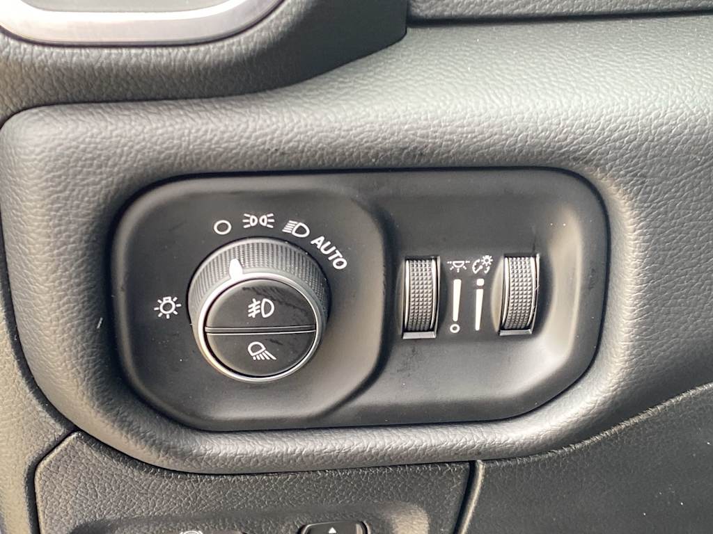 Thumbnail: 2026 RAM 1500 - 29
