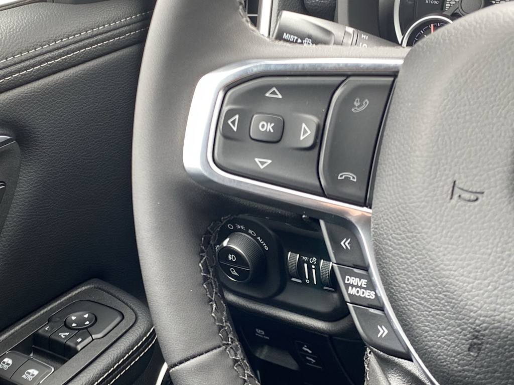 Thumbnail: 2026 RAM 1500 - 35