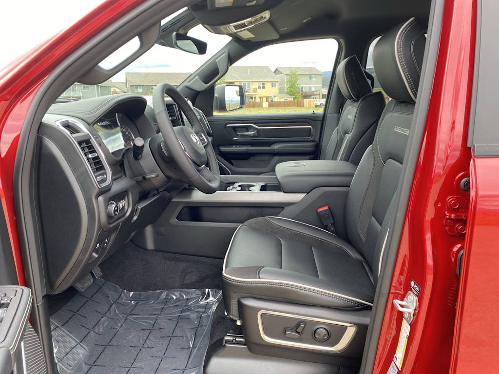 Thumbnail: 2026 RAM 1500 - 9