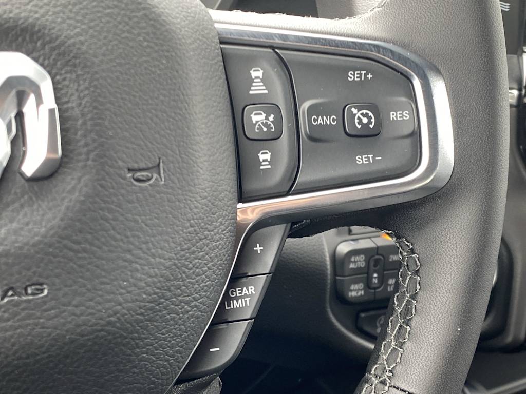 Thumbnail: 2026 RAM 1500 - 36