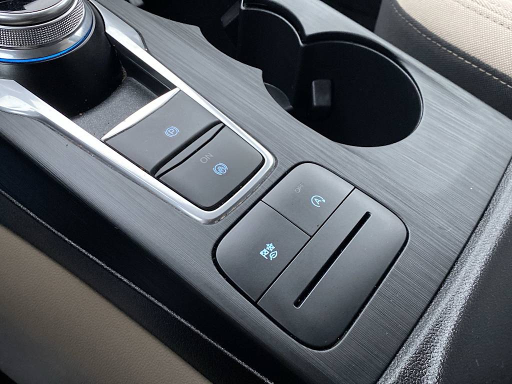 Thumbnail: 2021 Ford Escape - 28