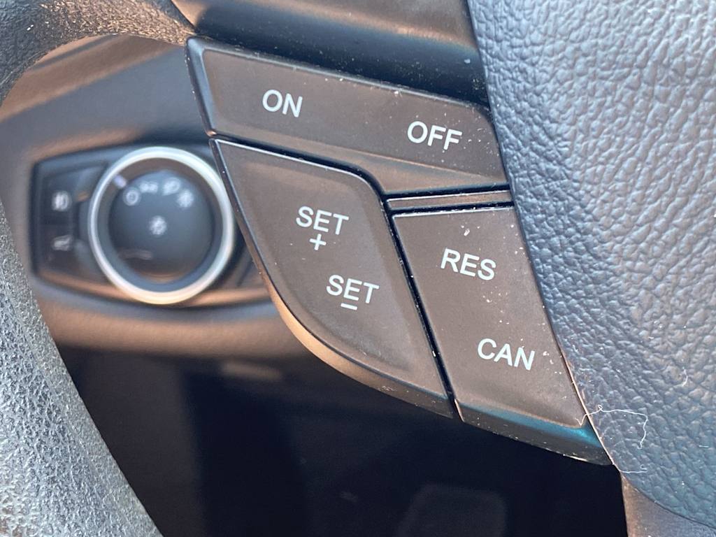 Thumbnail: 2017 Ford Escape - 25