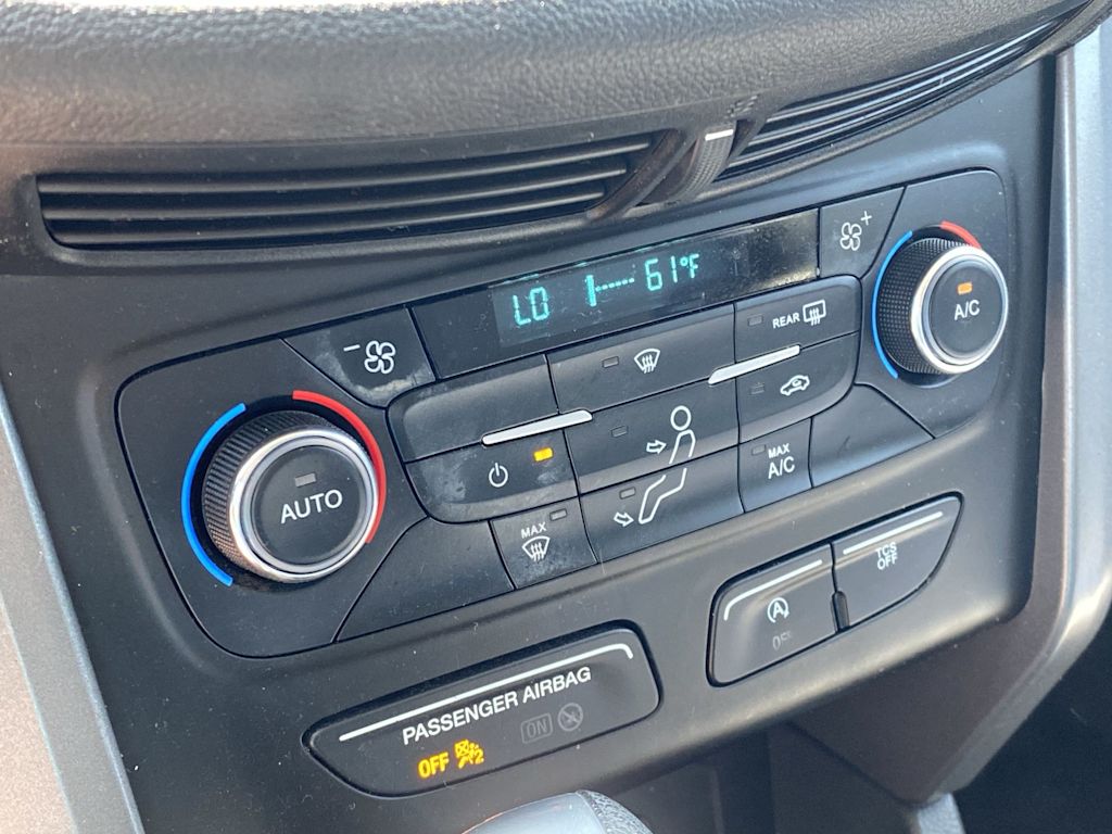 Thumbnail: 2017 Ford Escape - 26