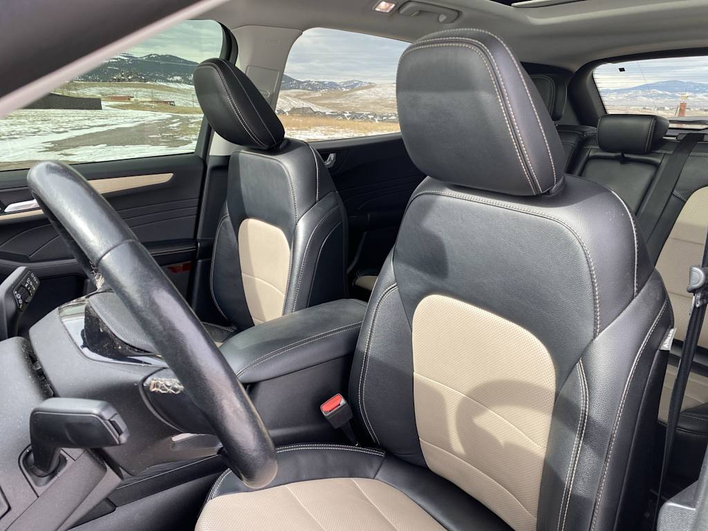 Thumbnail: 2022 Ford Escape - 7