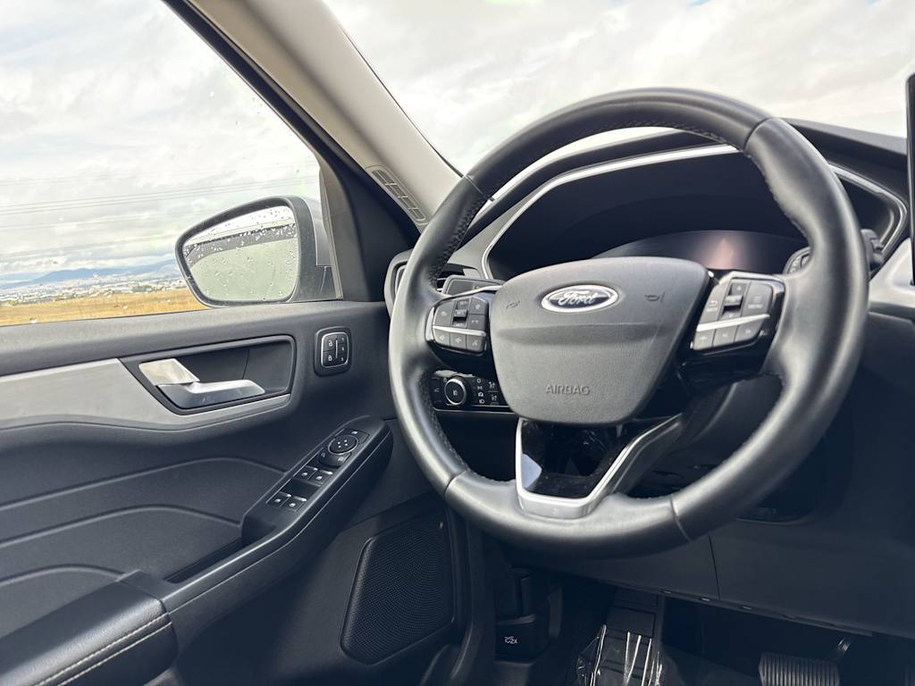 Thumbnail: 2024 Ford Escape - 8