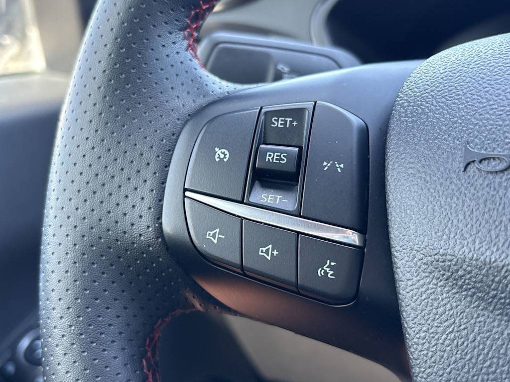 Thumbnail: 2025 Ford Escape - 35