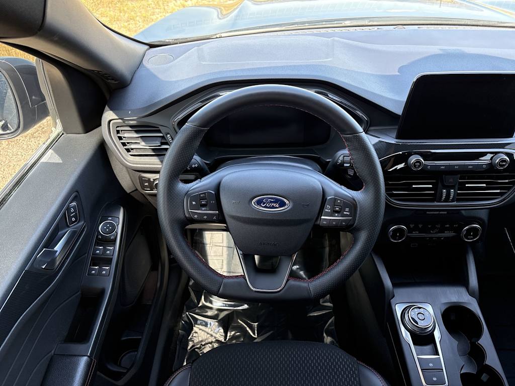 Thumbnail: 2025 Ford Escape - 8
