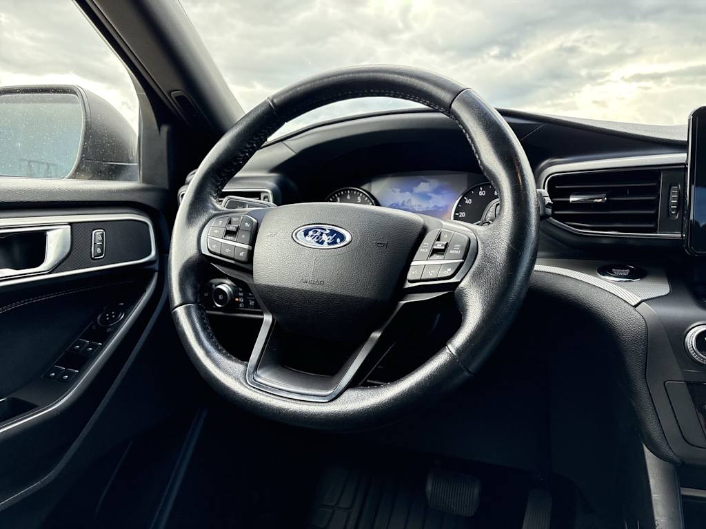Thumbnail: 2020 Ford Explorer - 8